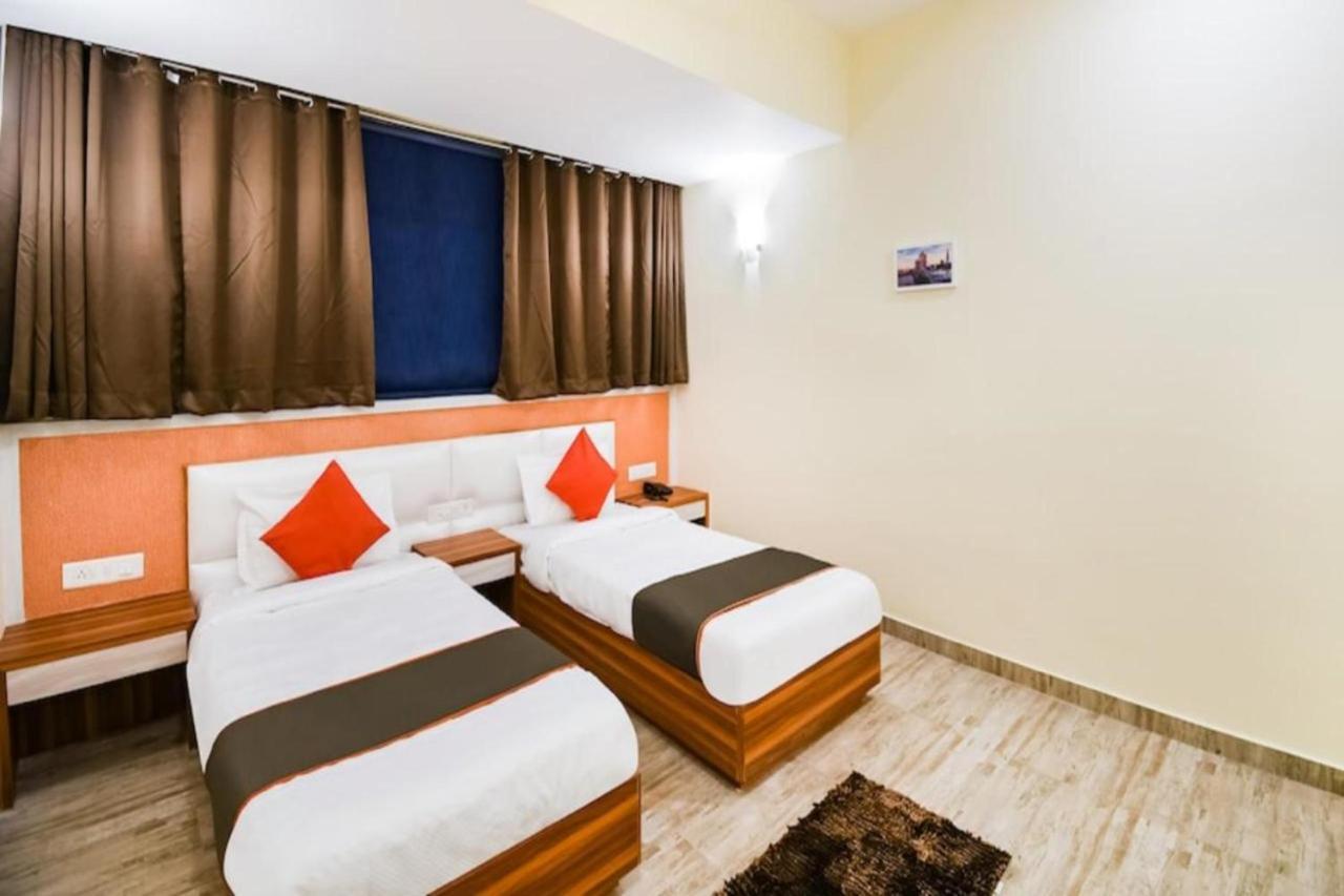 Hotel Golden - I Rāipur Dış mekan fotoğraf