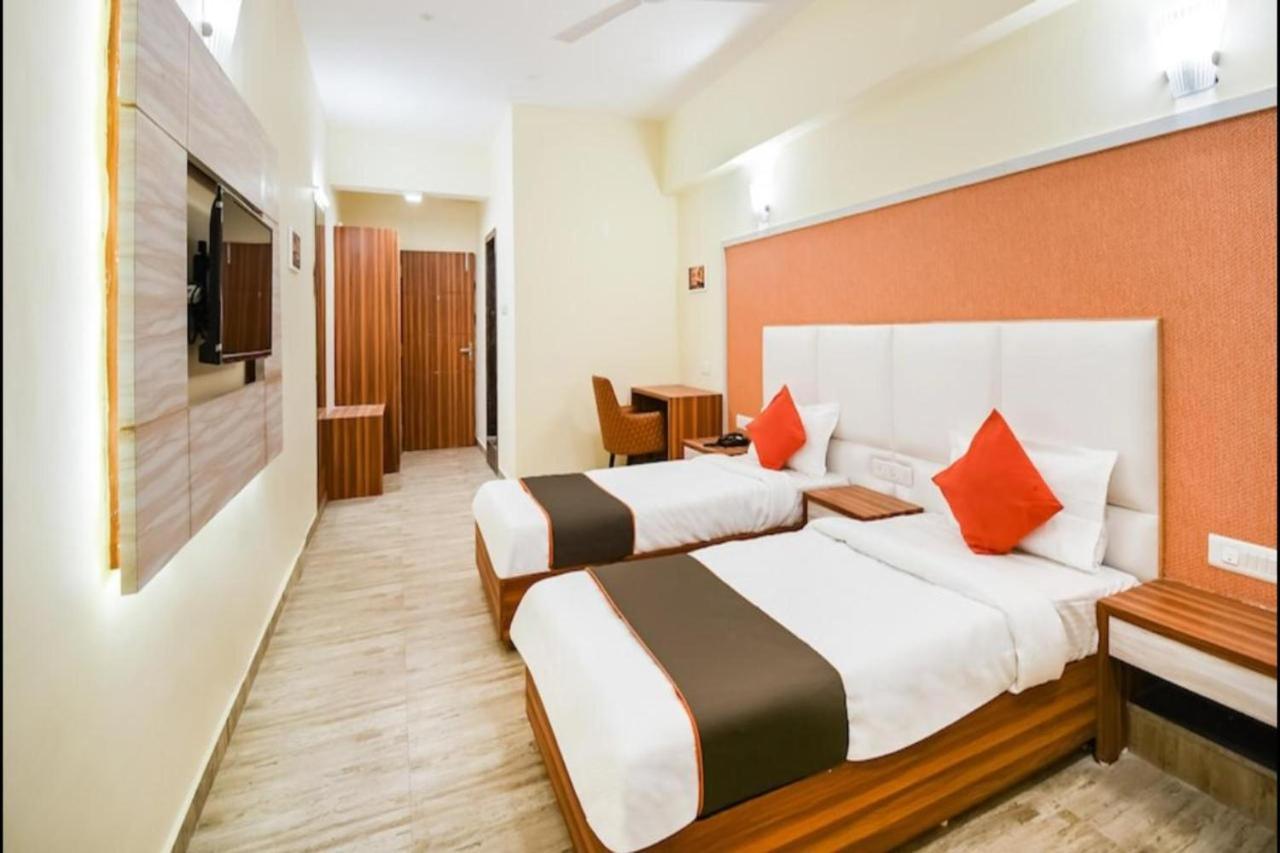 Hotel Golden - I Rāipur Dış mekan fotoğraf
